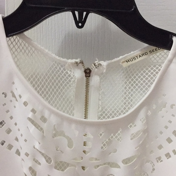 Mustard Seed - trendy white peplum net back top - Picture 4 of 5